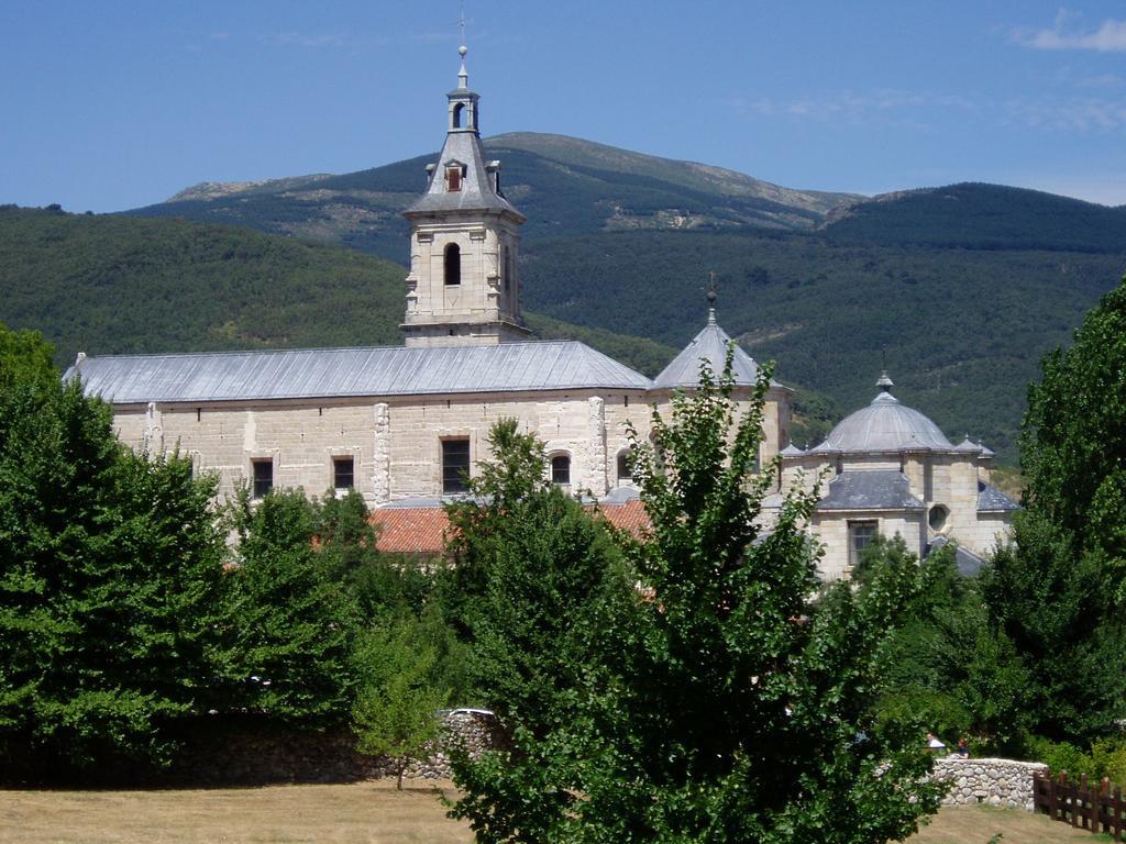 Hotel Rural El Valle Rascafría Екстериор снимка